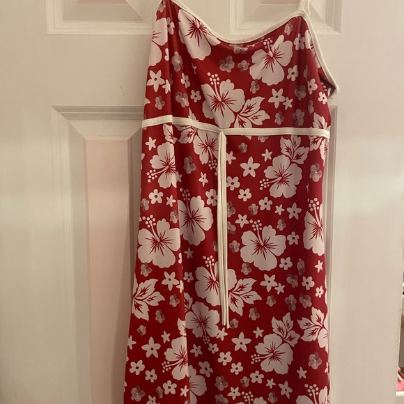 Red Tropical Dress - Picture 1 of 2